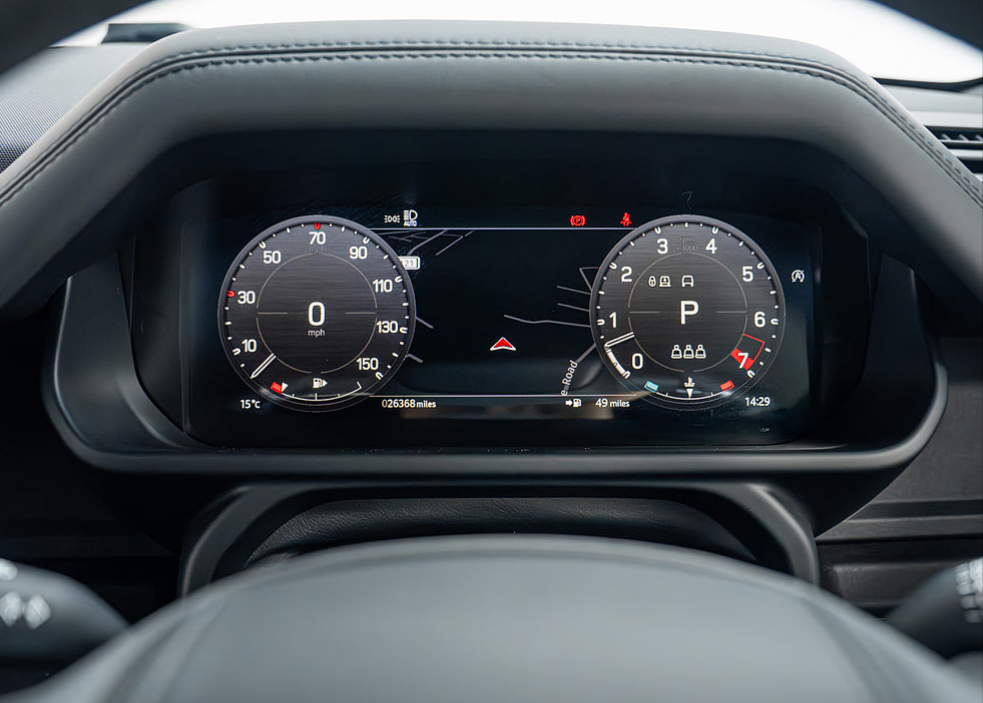 LR Defender Digital Drivers Display - Retrofit.